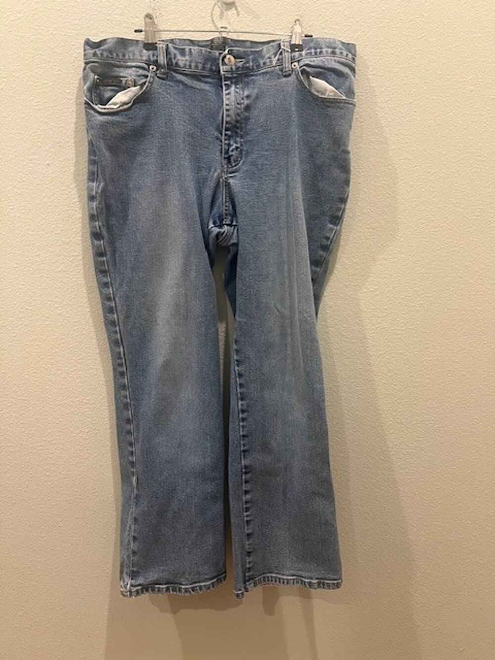 NY Jeans Women's Size 16P Light Wash Boot Cut Jeans
